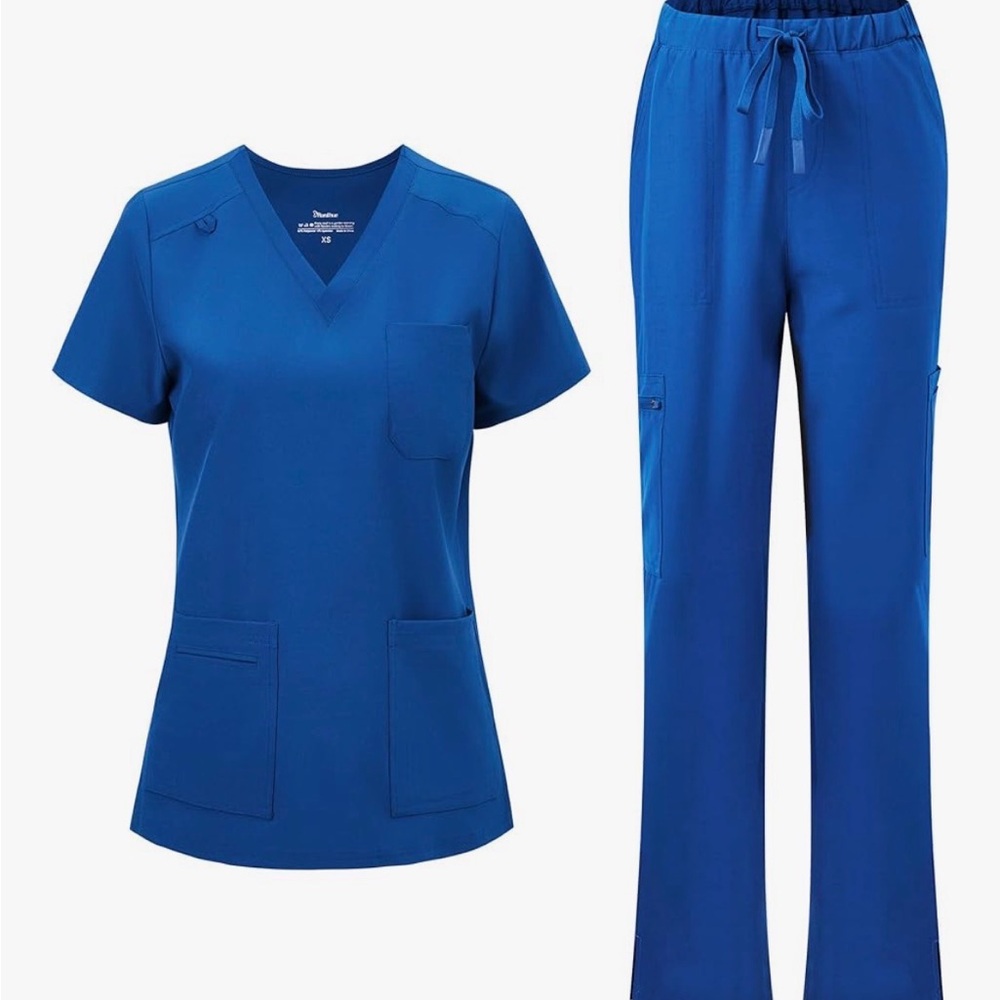 V-Neck Scrubs Top & Cargo Pants with 12 Pockets | Size S